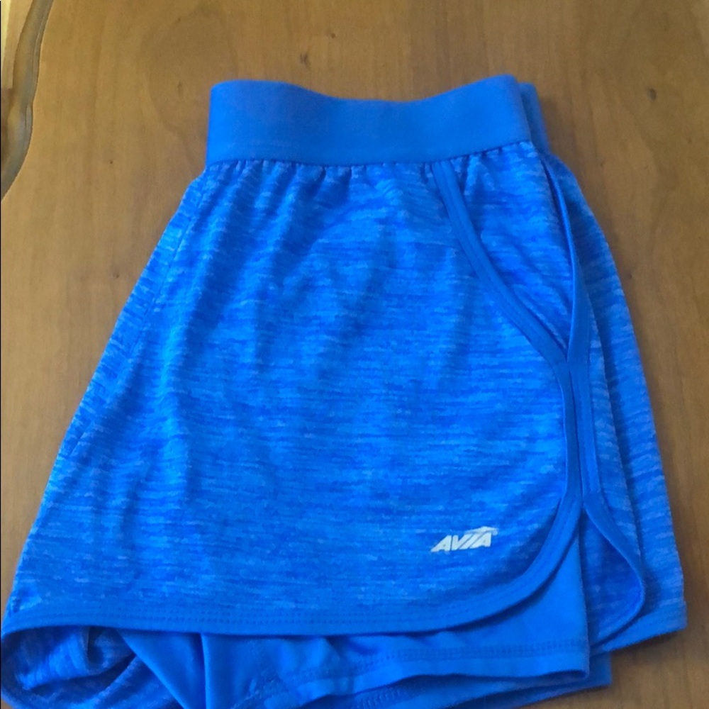 Shorts - Picture 3 of 3
